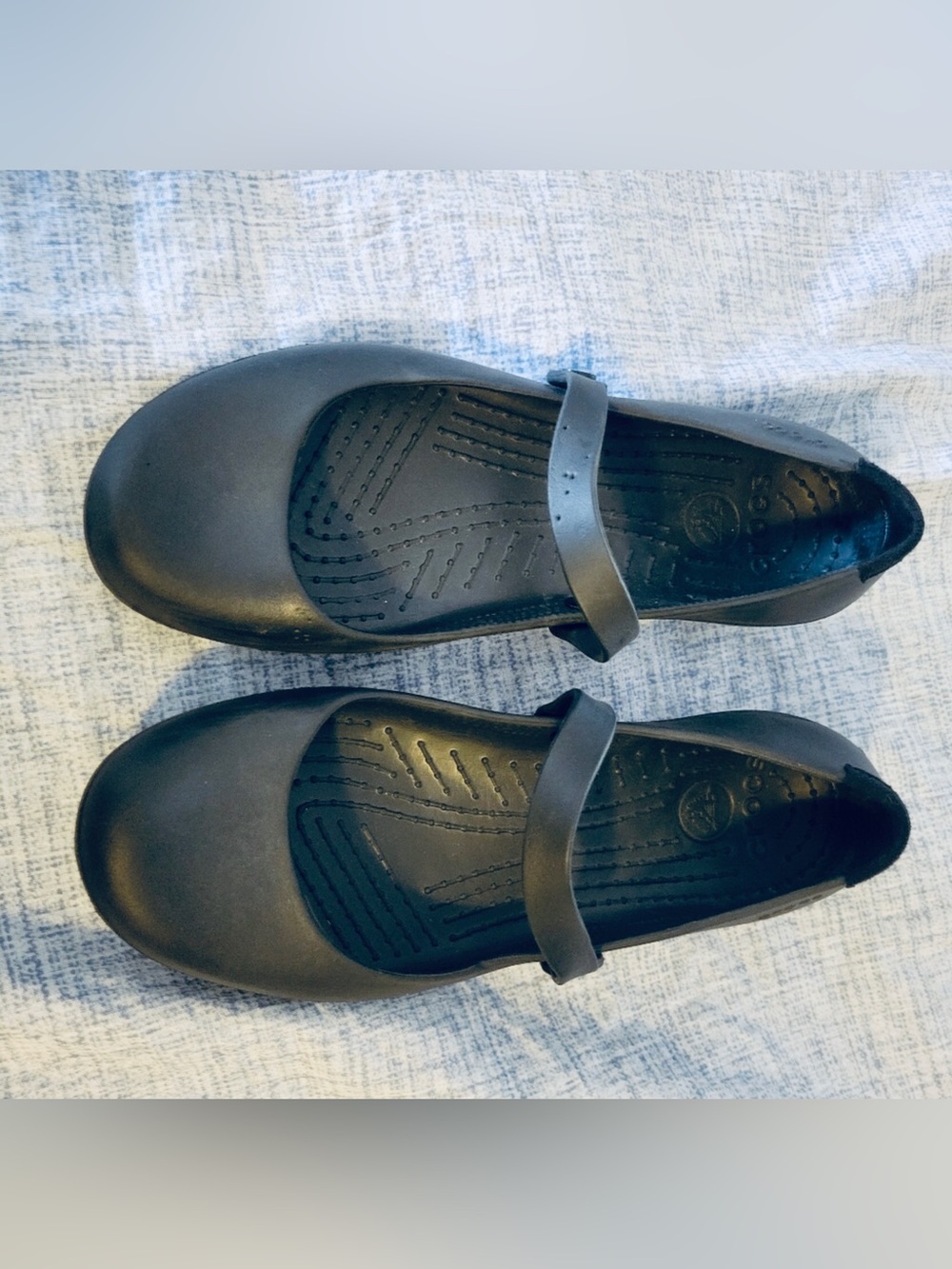 Crocs Mary Jane's flats woman's size 9wide